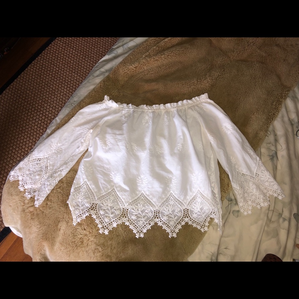 Love Andrea Peasant Blouse Size M - Picture 7 of 8